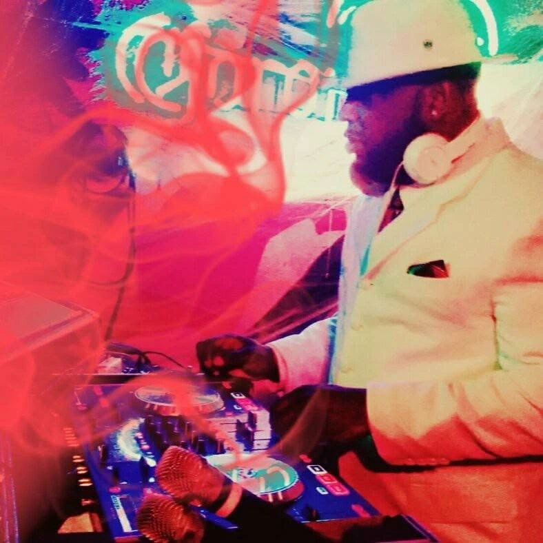 DJ John IMG 4285